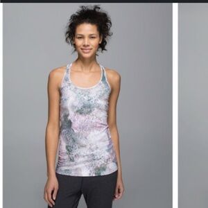 Lululemon Power Y ladies tank top - size 8